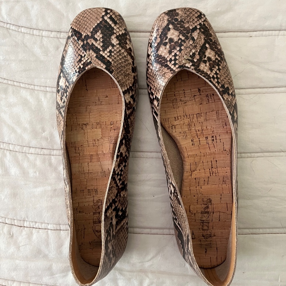 Korks Padilla Leather Flats